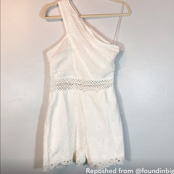 Endless Rose white lace romper - Picture 6 of 6